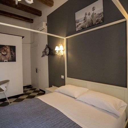 Mani Rooms Cagliari Exteriör bild